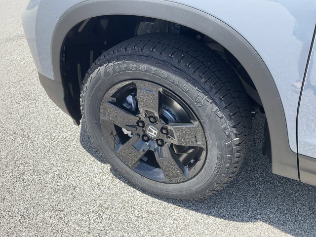 New 2026 Honda Ridgeline Black Edition image 18