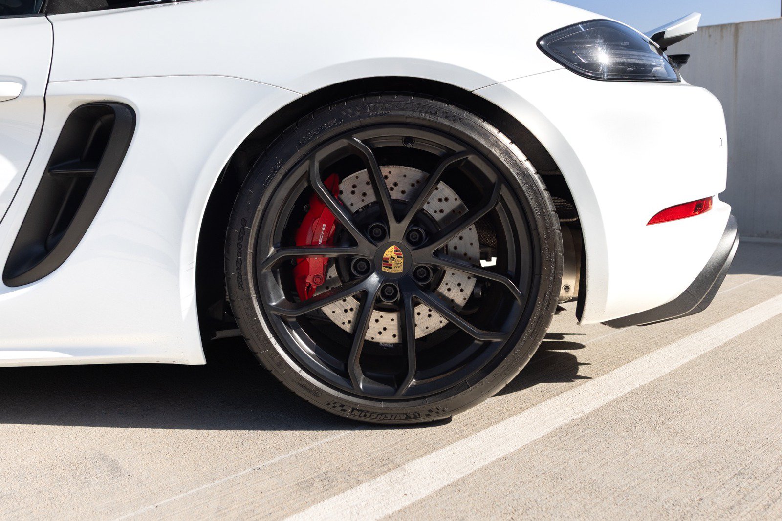 Used 2020 Porsche 718 Boxster Spyder RWD image 15