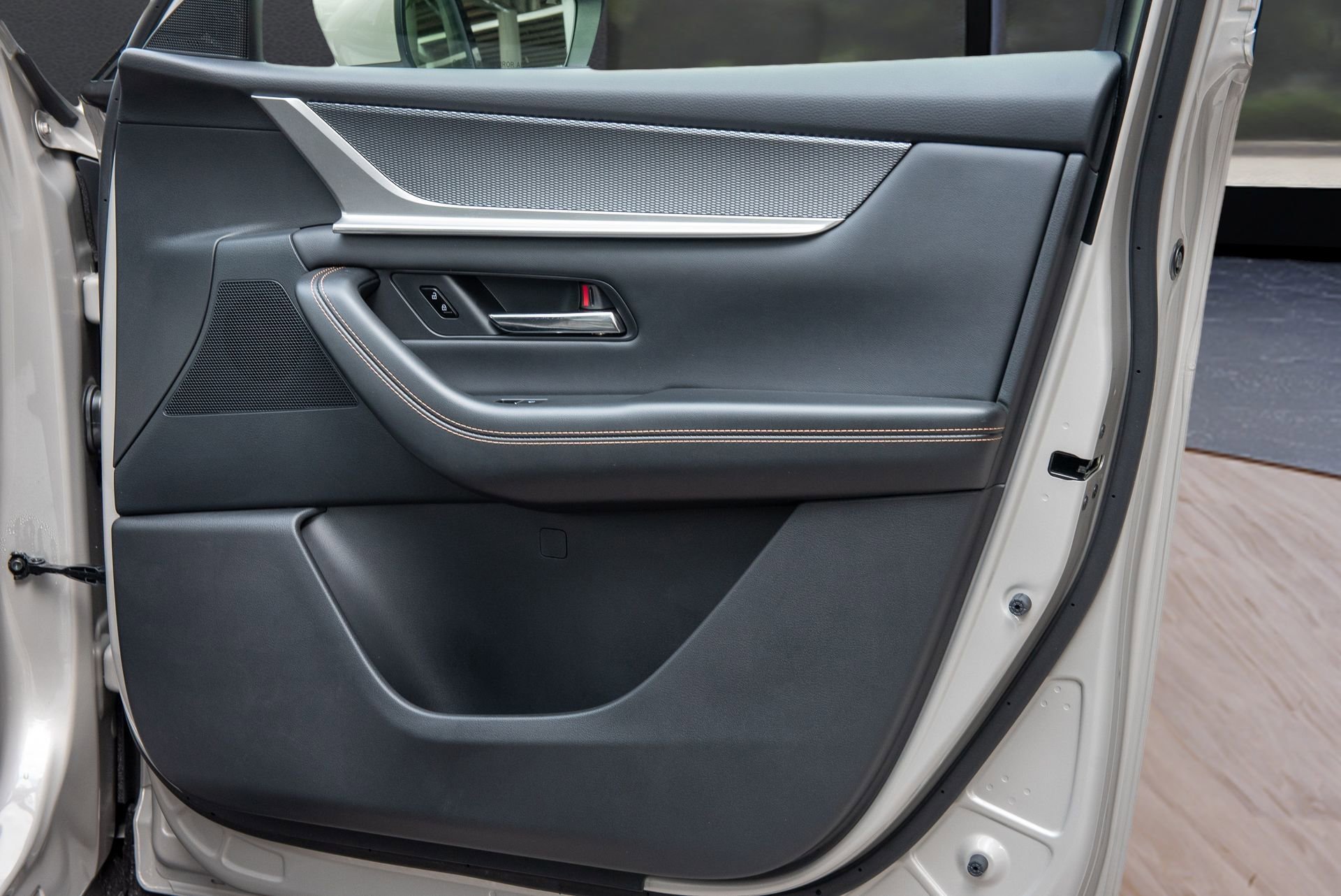 Used 2025 MAZDA CX-90 3.3 Turbo w/ Preferred Package image 16