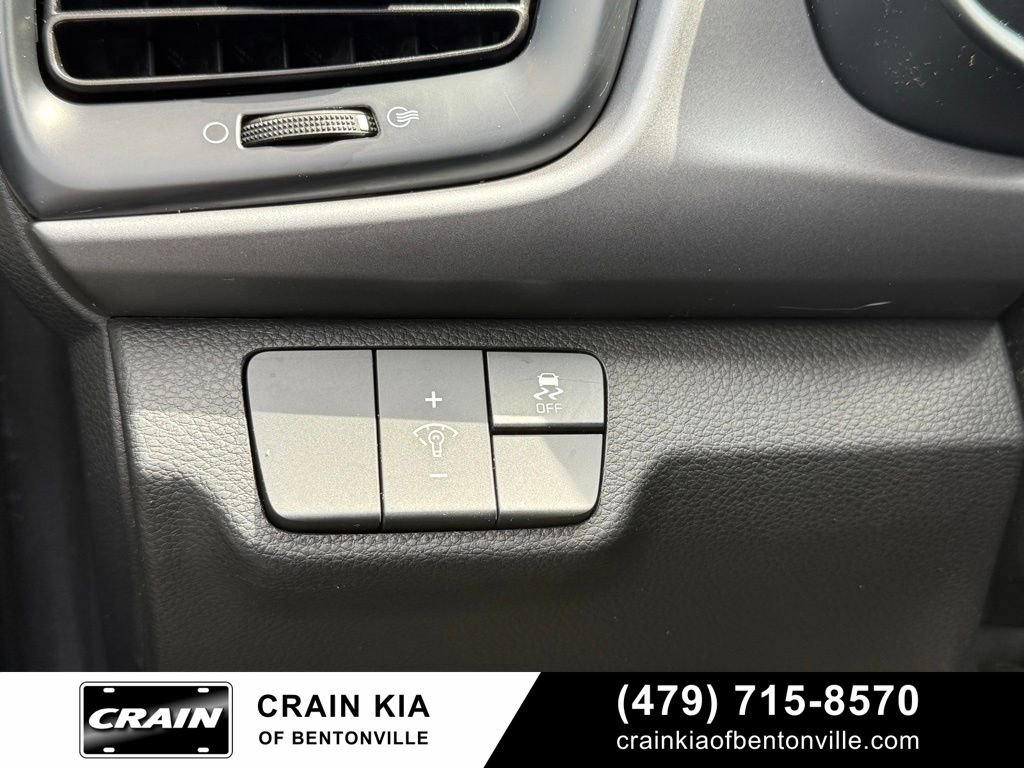 Certified 2023 Kia Rio LX FWD image 12