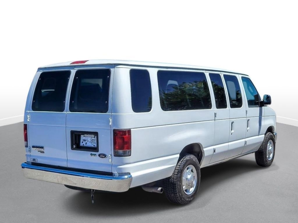 Used 2011 Ford E-350 and Econoline 350 XLT RWD image 8