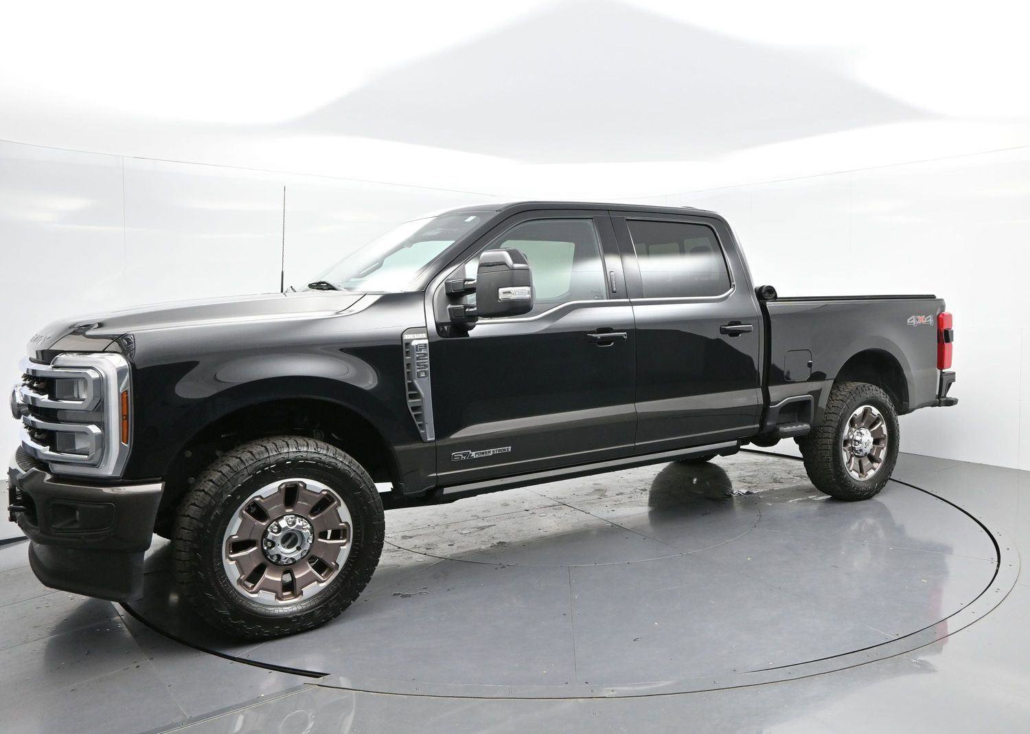 Used 2024 Ford F250 King Ranch image 4