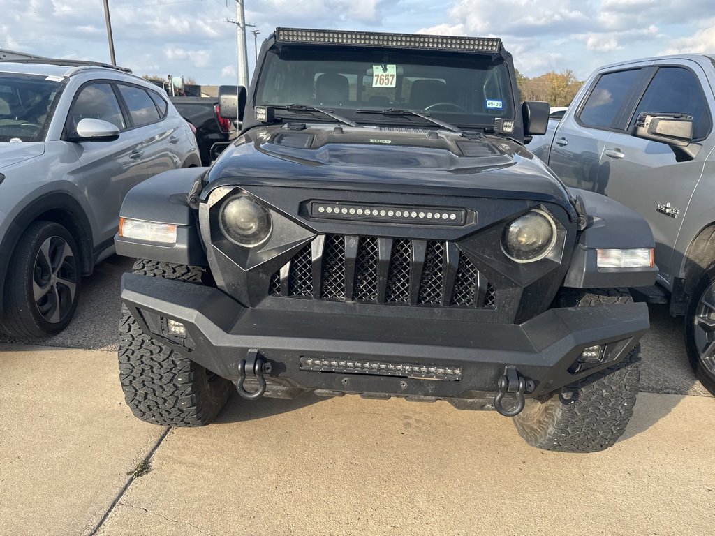 Used 2020 Jeep Gladiator Rubicon w/ Trailer Tow Package image 2