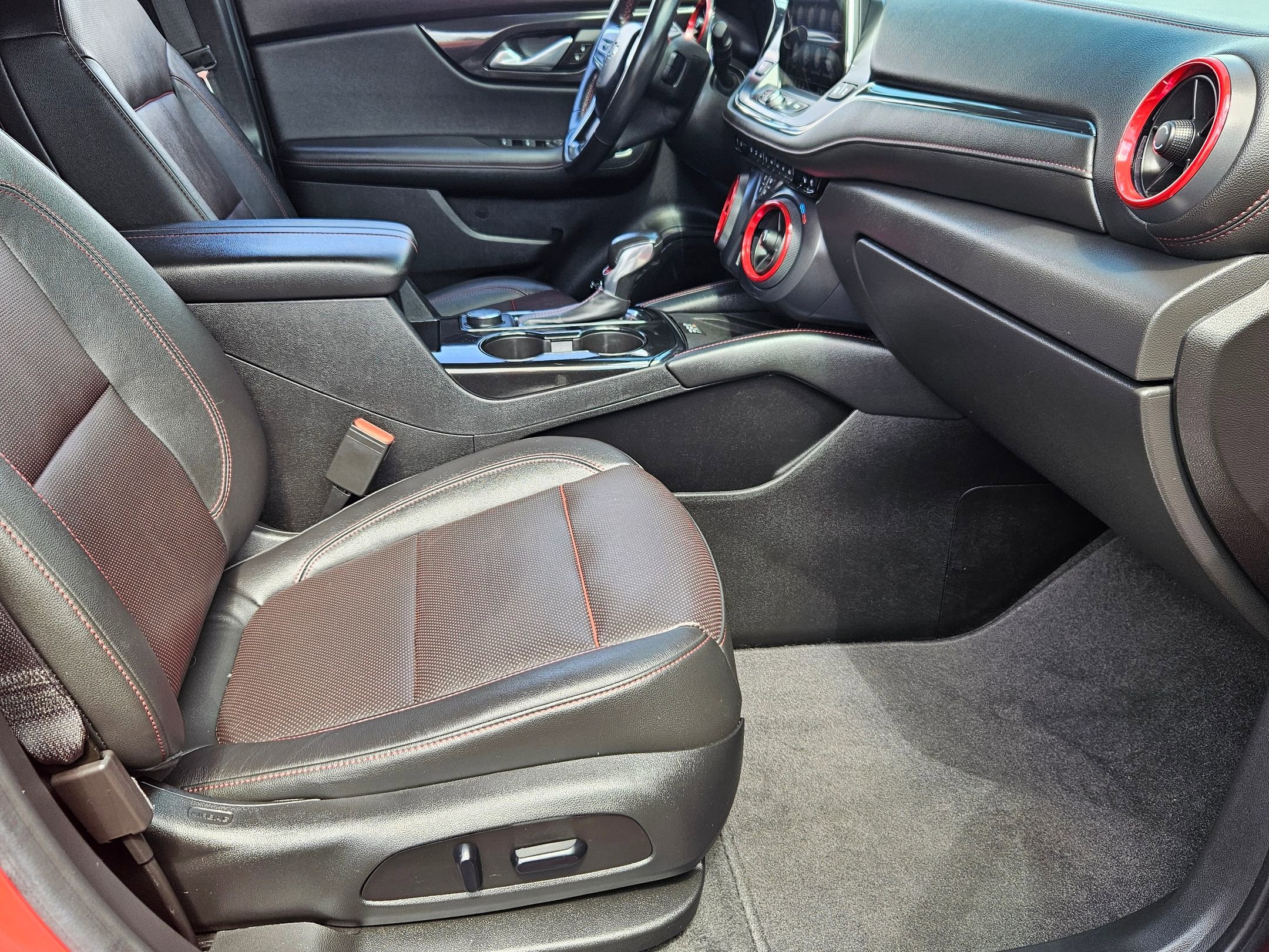 Used 2020 Chevrolet Blazer RS AWD/4WD image 30