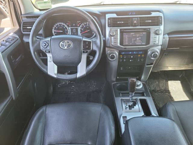 Used 2015 Toyota 4Runner Limited AWD/4WD image 4