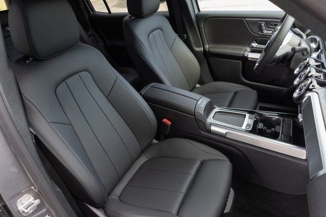 Certified 2025 Mercedes-Benz GLB 250 4MATIC image 21