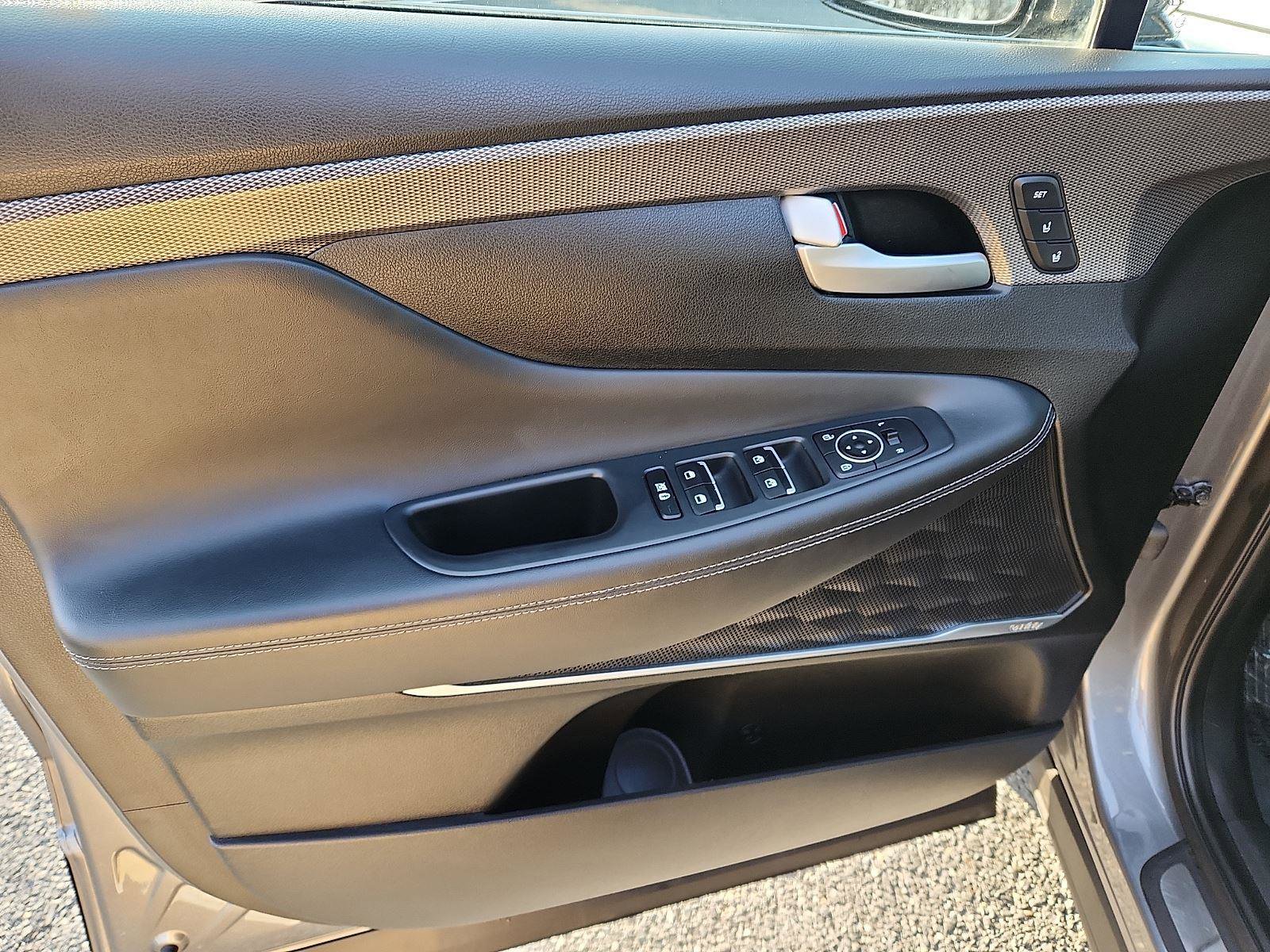 Used 2019 Hyundai Santa Fe AWD image 12