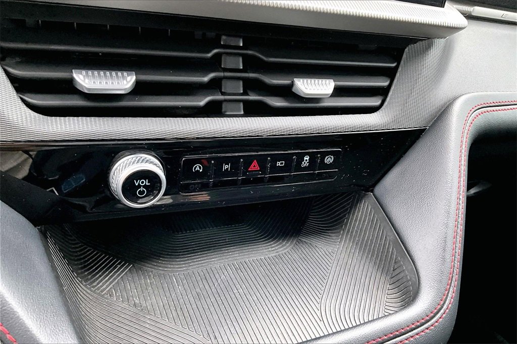 Used 2025 Ford Explorer ST-Line w/ ST-Line Street Pack image 33