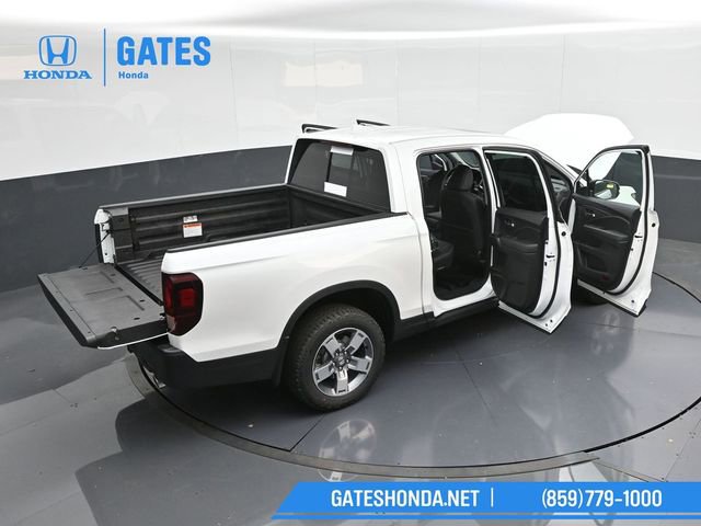 Certified 2025 Honda Ridgeline RTL image 57