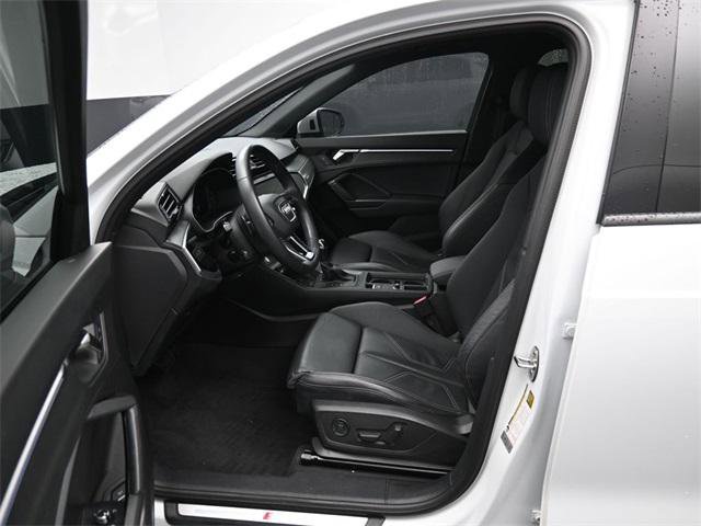 Used 2023 Audi Q3 2.0T Premium Plus w/ Premium Plus Package image 9