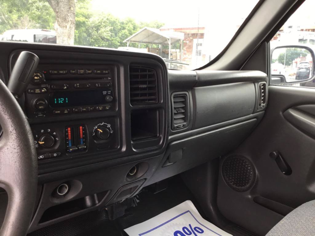 Used 2006 Chevrolet Silverado 1500 W/T RWD image 21