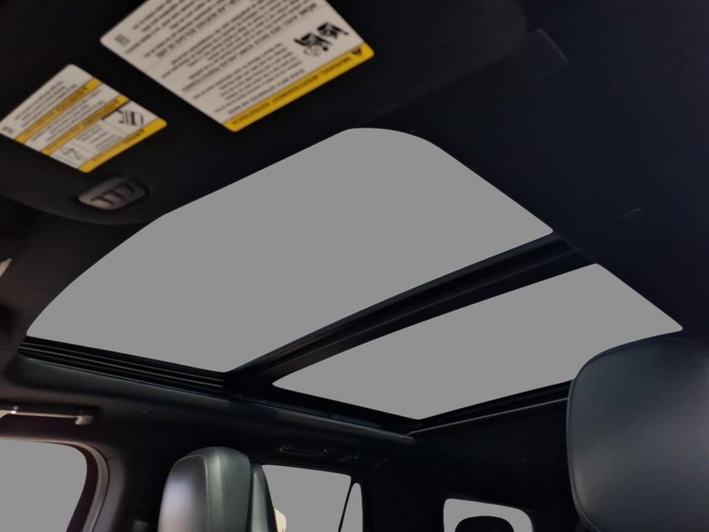 Used 2023 Lincoln Navigator Reserve image 21