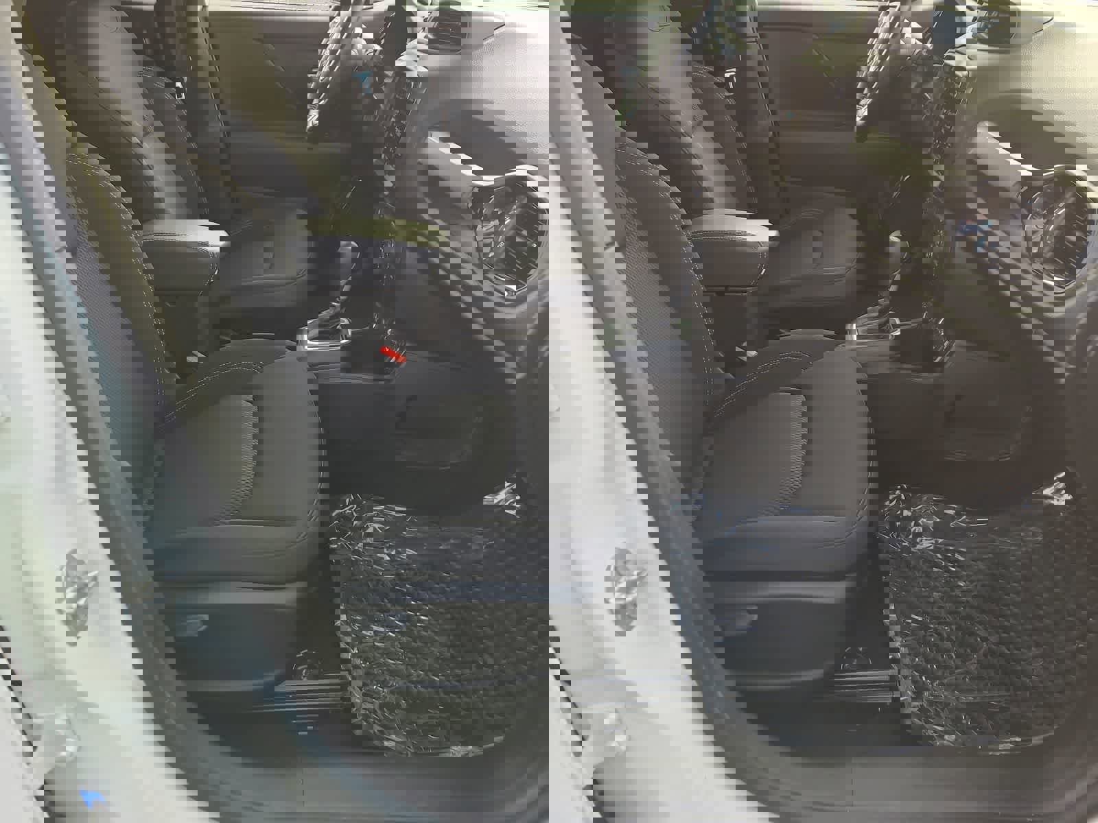 Used 2023 Jeep Renegade Altitude w/ Sun/Sound Group image 22