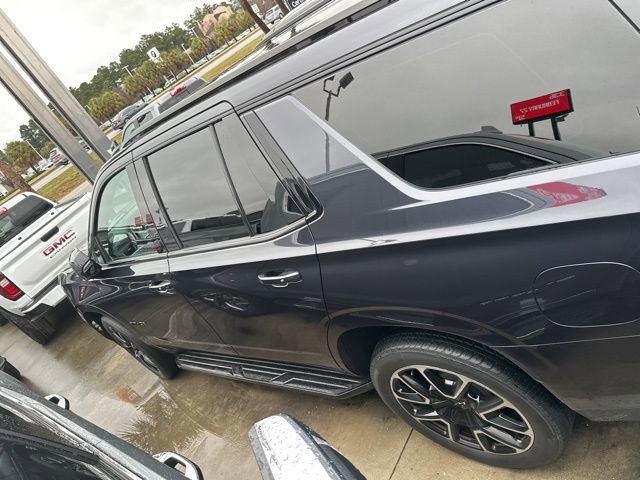 Used 2022 Chevrolet Tahoe RST w/ Sport Performance Package image 6