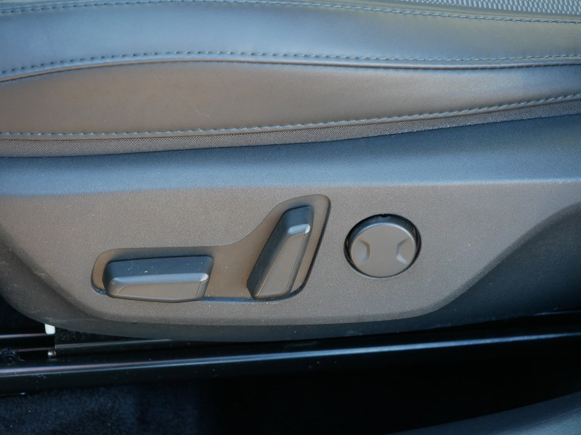 Certified 2023 Kia Niro EX image 20