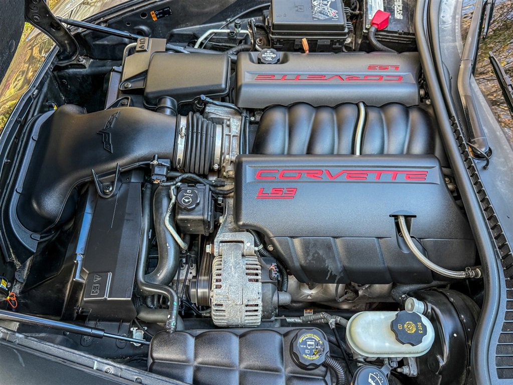 Used 2013 Chevrolet Corvette Convertible RWD image 70