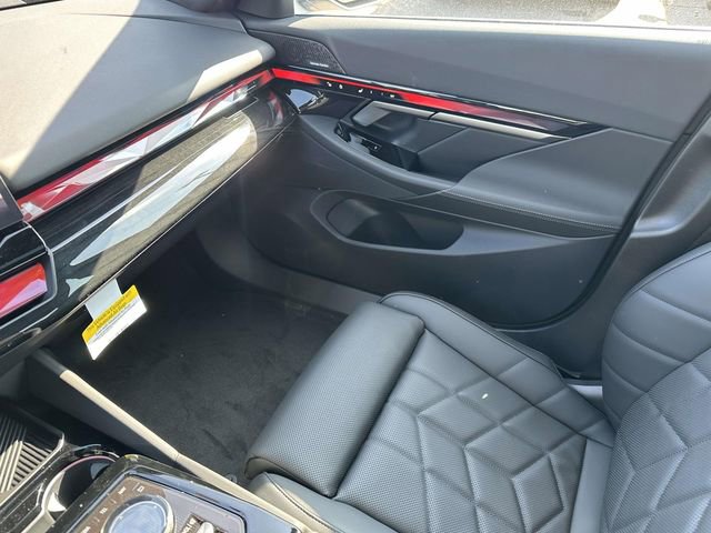 New 2027 BMW 530i xDrive image 18