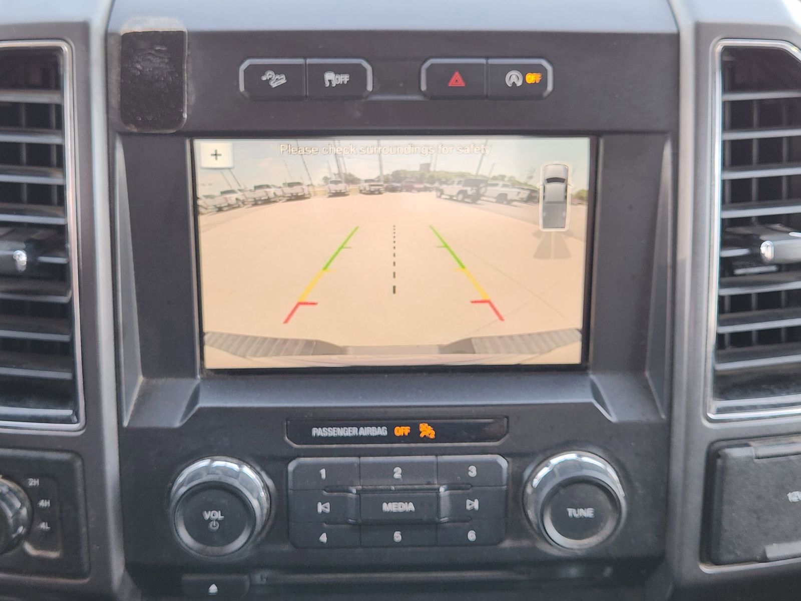 Used 2018 Ford F150 XLT w/ Equipment Group 302A Luxury AWD/4WD image 20
