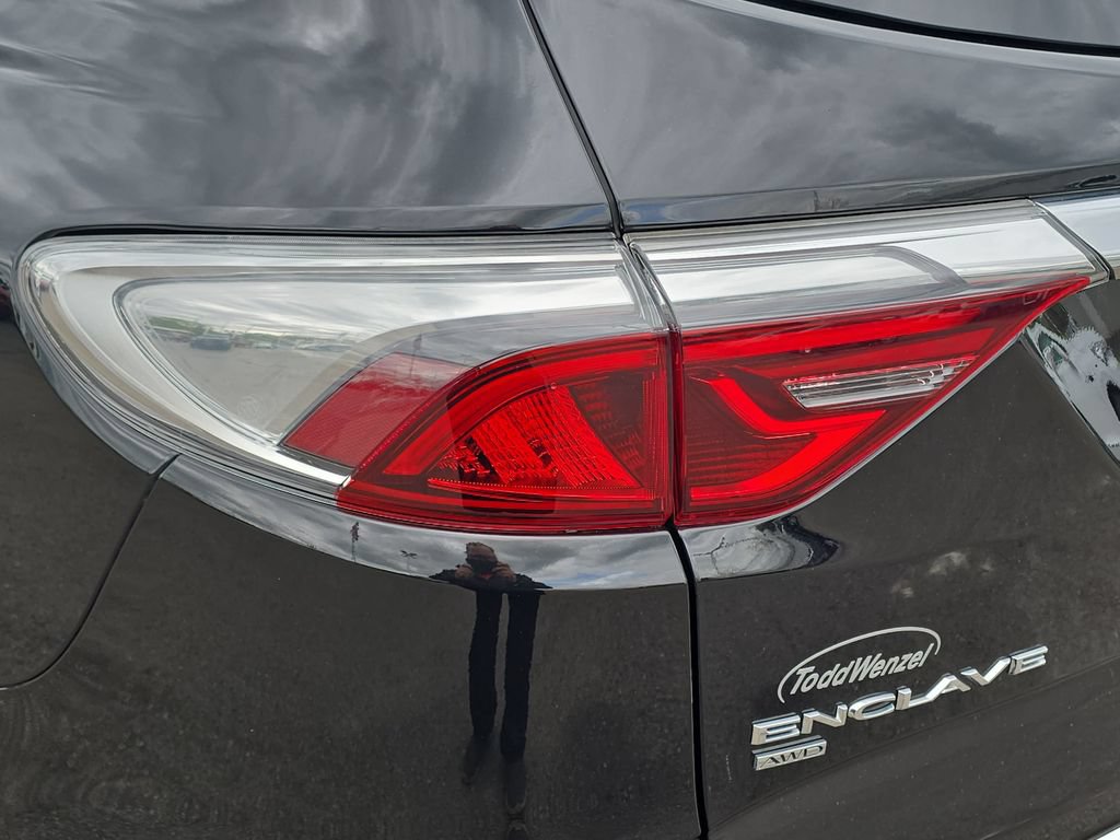 Certified 2024 Buick Enclave Essence w/ Sport Touring Edition AWD/4WD image 34