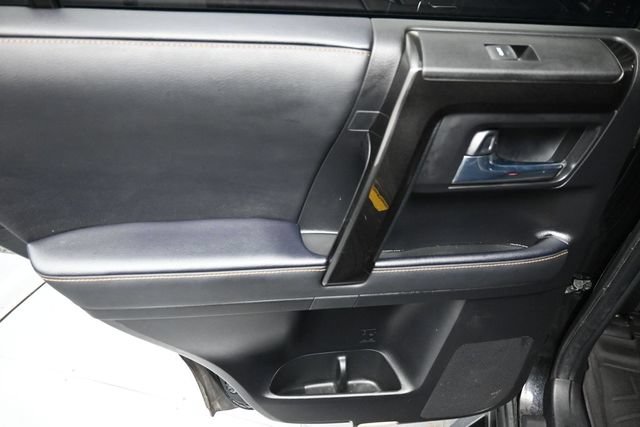 Used 2023 Toyota 4Runner Limited RWD image 18