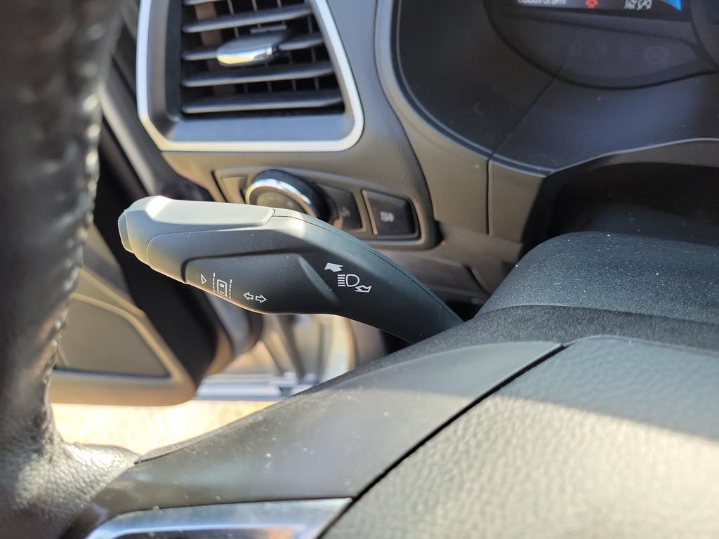 Used 2024 Ford Edge SEL AWD/4WD image 31
