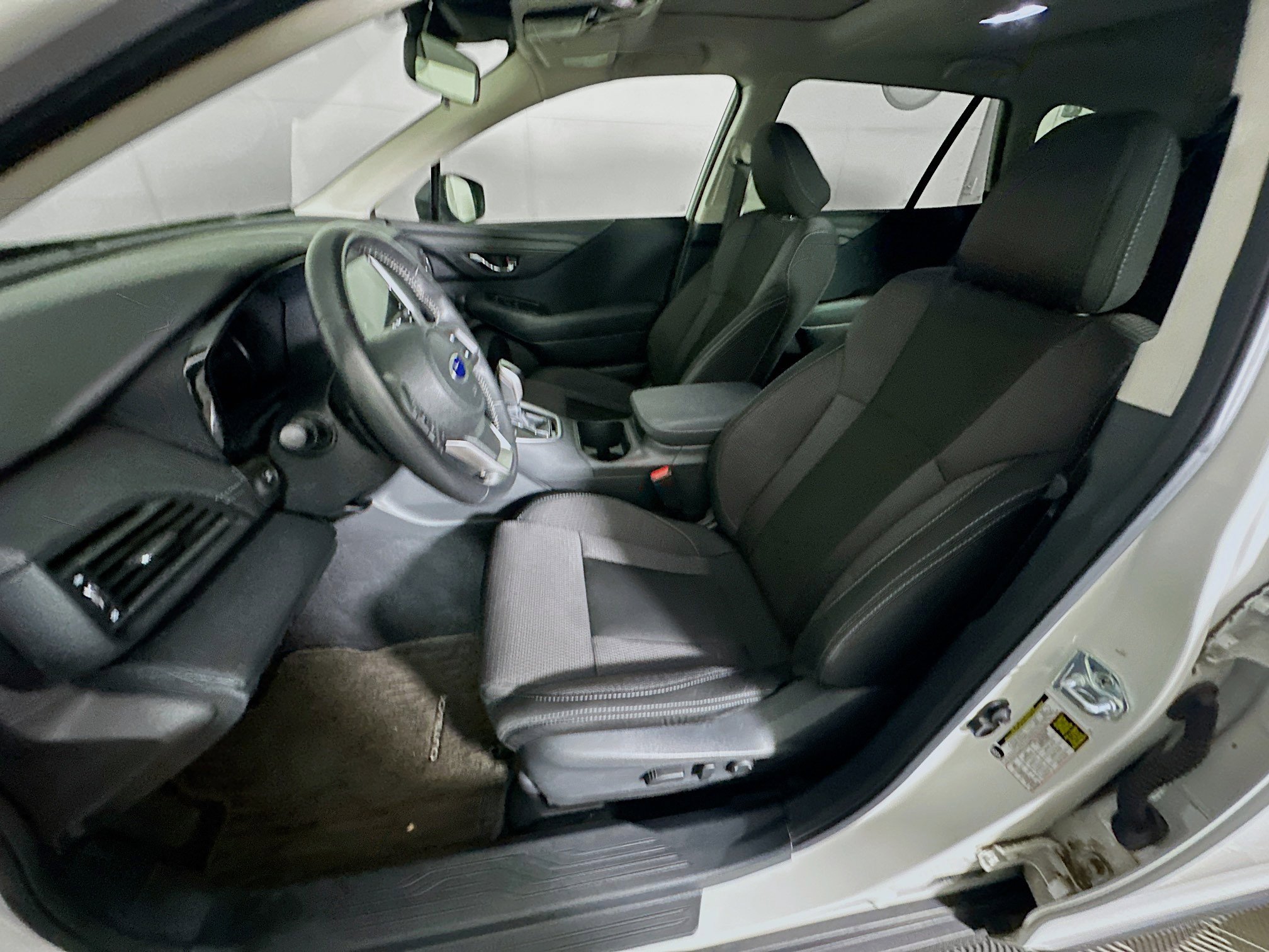 Used 2025 Subaru Outback Premium image 12