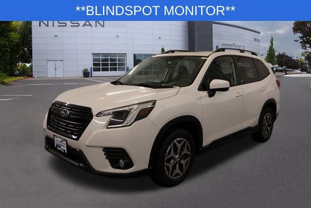Used 2023 Subaru Forester Premium image 6
