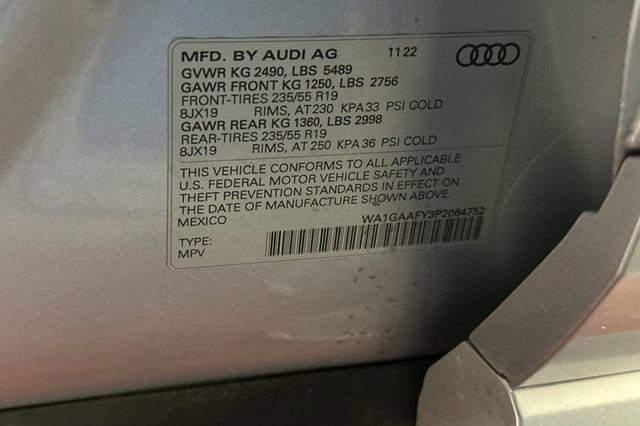 Used 2023 Audi Q5 2.0T Premium w/ Convenience Package image 38