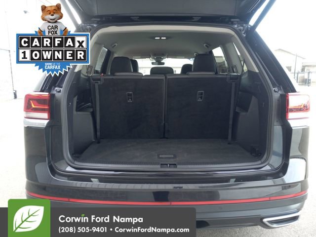 Used 2025 Volkswagen Atlas SE image 28