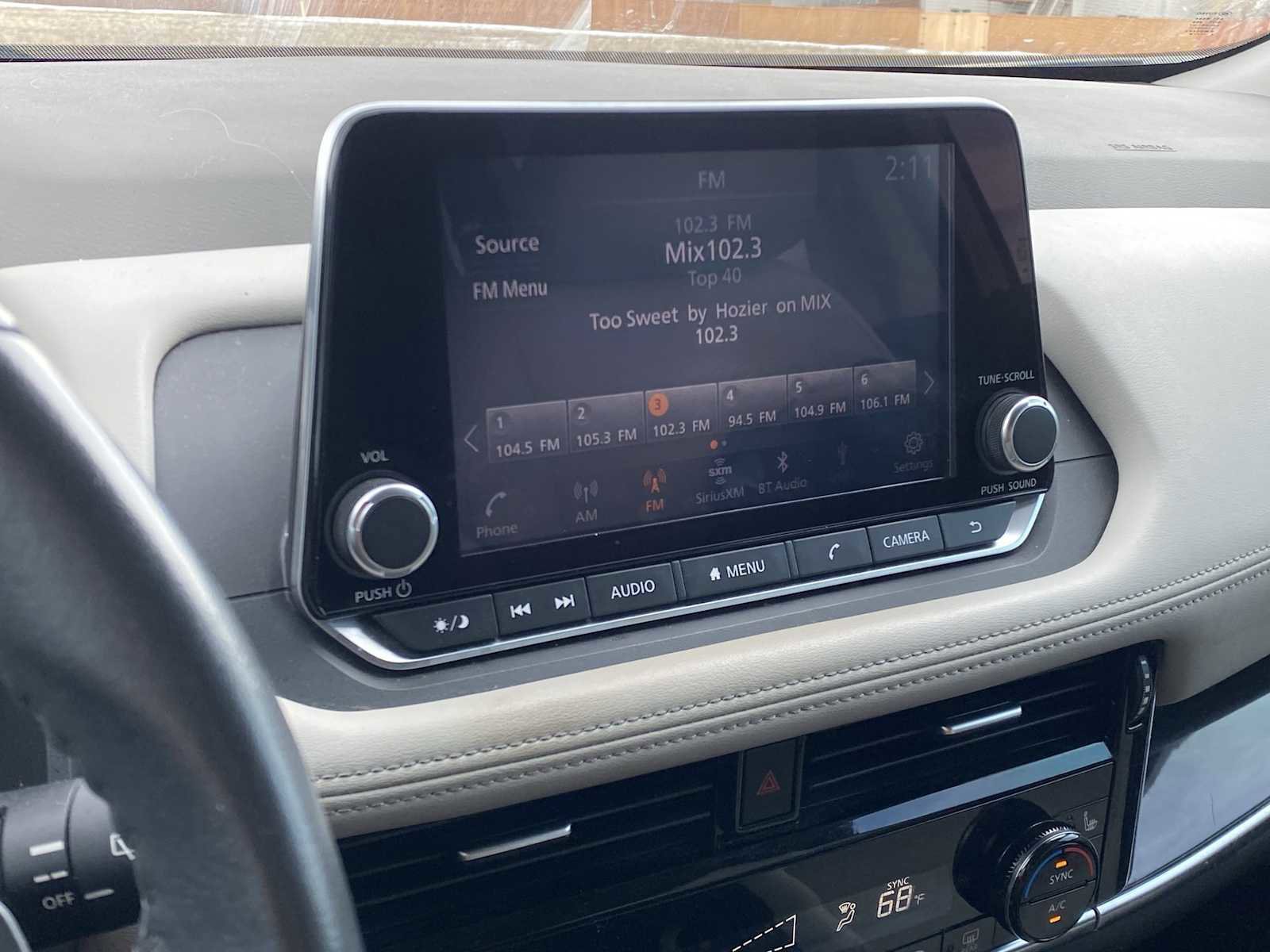 Used 2023 Nissan Rogue SL image 27