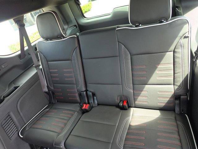 New 2026 GMC Yukon XL AT4 Ultimate AWD/4WD image 22