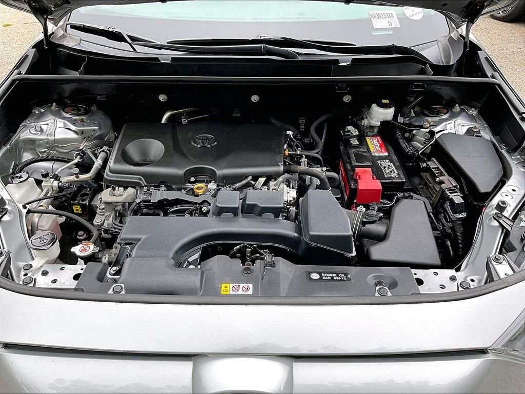 Certified 2022 Toyota RAV4 LE AWD/4WD image 27