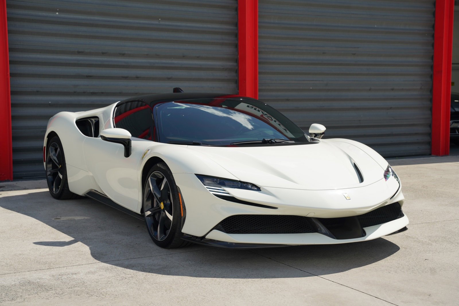 Used 2023 Ferrari SF90 Stradale image 15