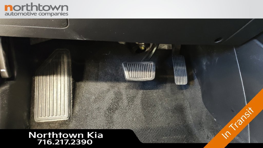 Certified 2024 Kia Forte LXS w/ LXS Technology Package FWD image 28