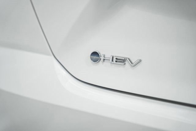 Used 2026 Toyota Camry LE image 8