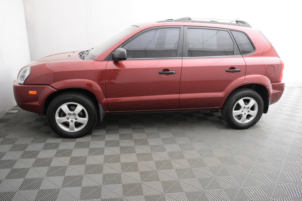 Used 2005 Hyundai Tucson GL FWD image 8