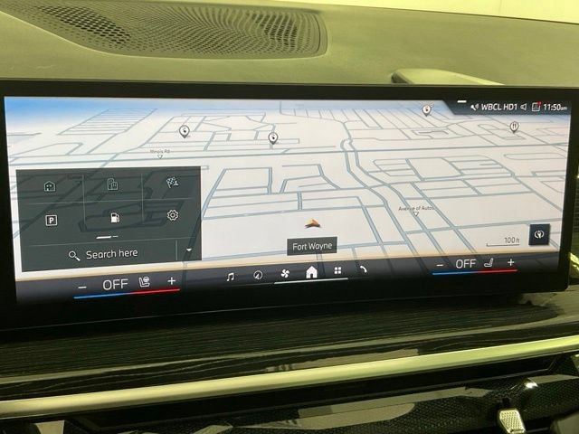 Used 2024 BMW X5 xDrive50e AWD/4WD image 11