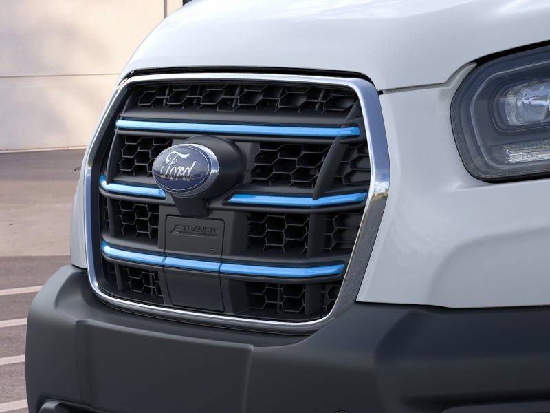New 2025 Ford E-Transit 148 Medium Roof RWD image 17