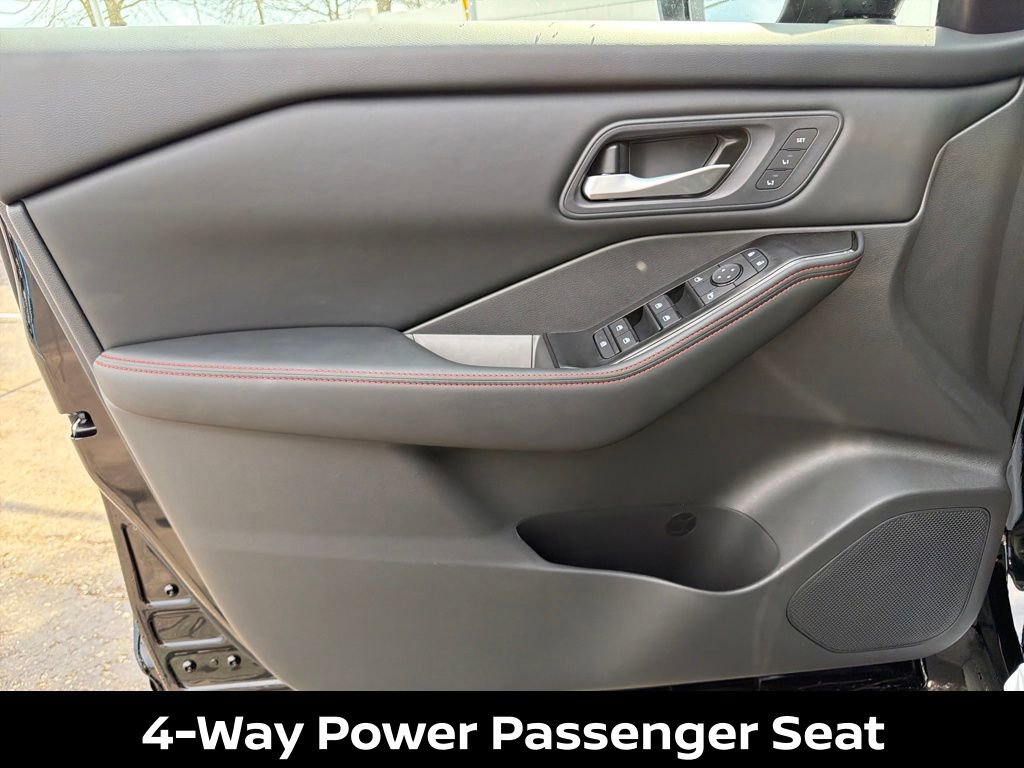 New 2026 Nissan Rogue SV AWD/4WD image 12