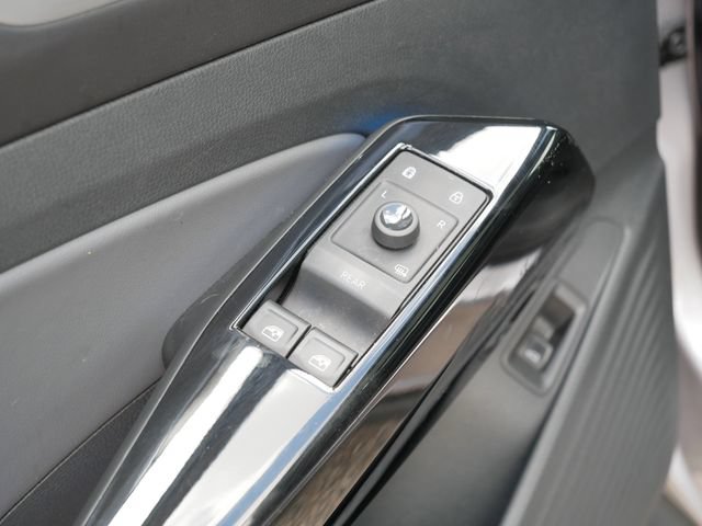 Certified 2023 Volkswagen ID.4 Pro S AWD/4WD image 16