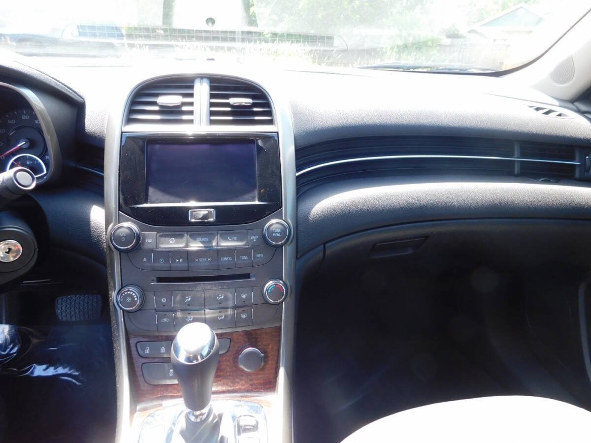 Used 2013 Chevrolet Malibu LT w/ Power Convenience Package FWD image 7