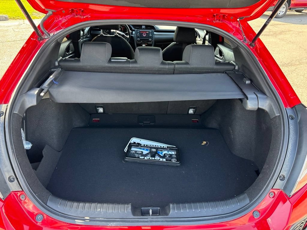 Used 2018 Honda Civic Sport image 10