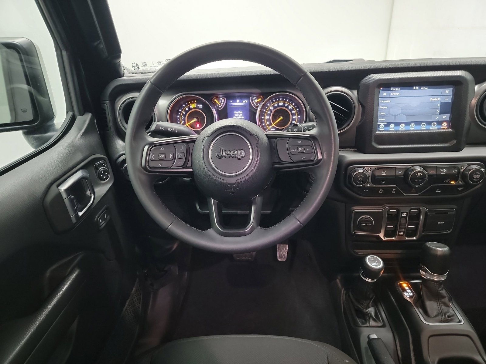 Used 2023 Jeep Wrangler Unlimited Sport image 16