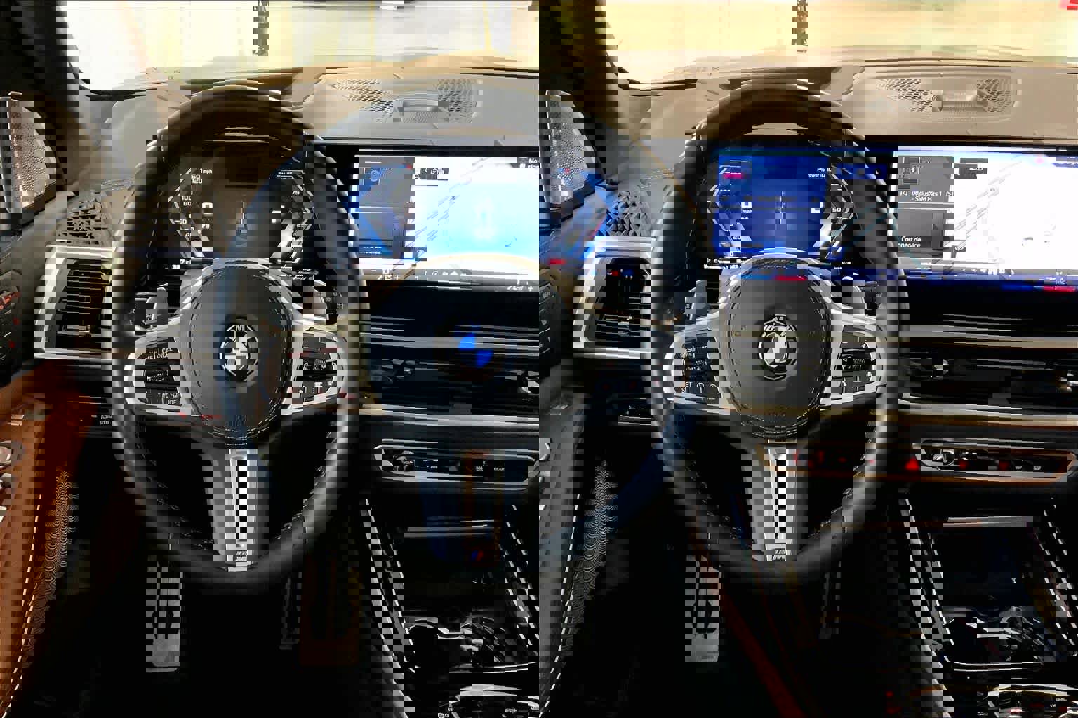 Used 2024 BMW X7 M60i w/ Executive Package image 6