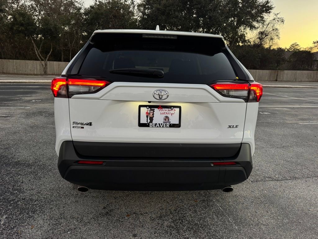 Used 2024 Toyota RAV4 XLE image 8