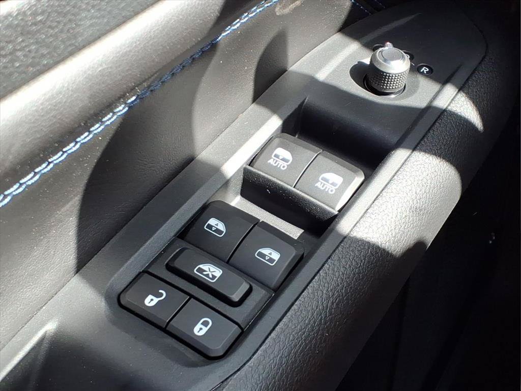 New 2026 Jeep Compass Latitude AWD/4WD image 14