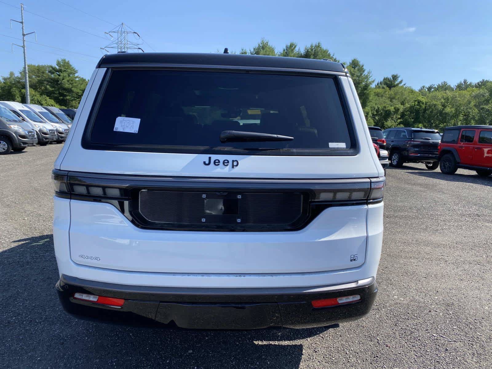 New 2026 Jeep Grand Wagoneer 4WD image 4