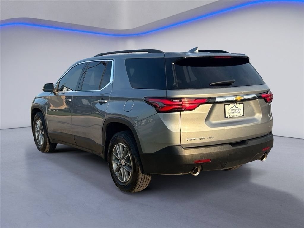 Used 2023 Chevrolet Traverse LT w/ LPO, Cargo Package AWD/4WD image 3