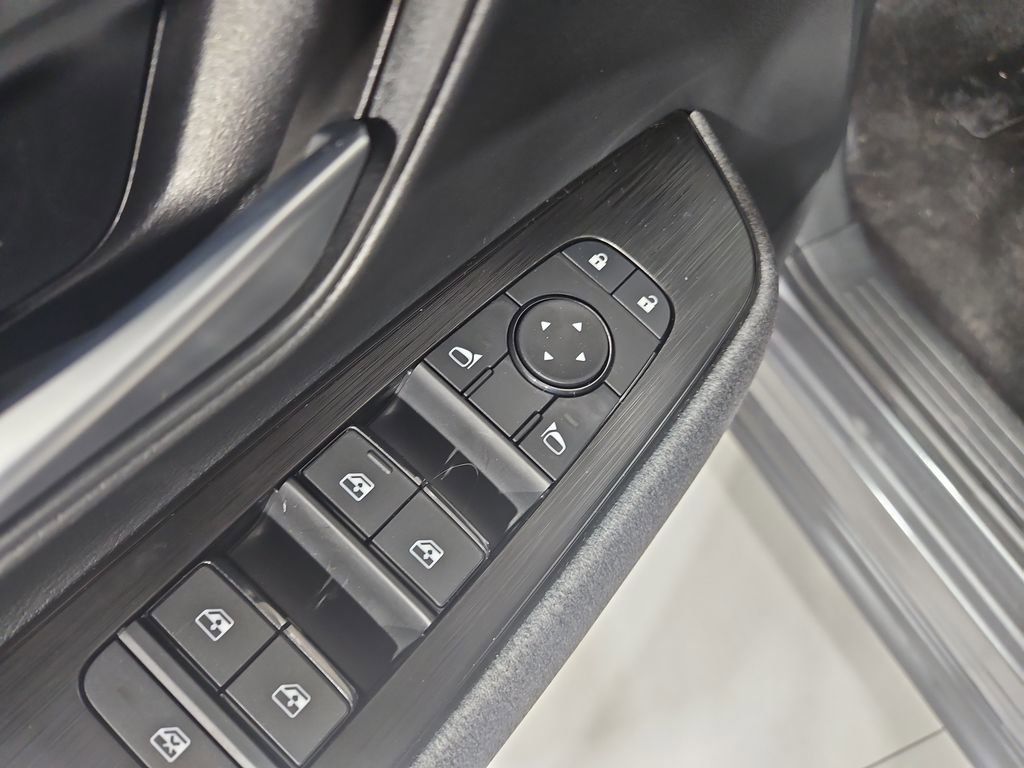 New 2026 Nissan Kicks SV w/ SV Premium Package image 11