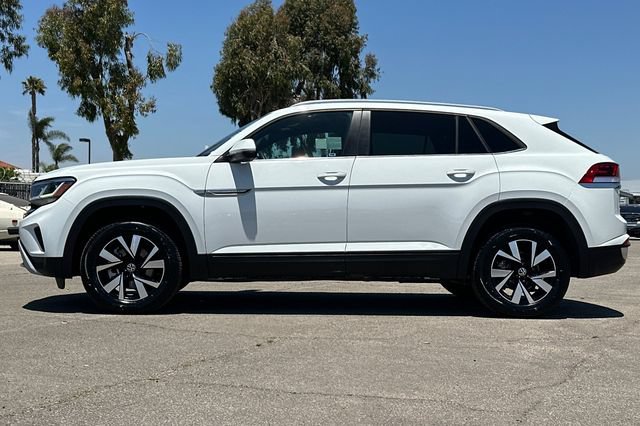 Used 2023 Volkswagen Atlas Cross Sport SE AWD/4WD image 7